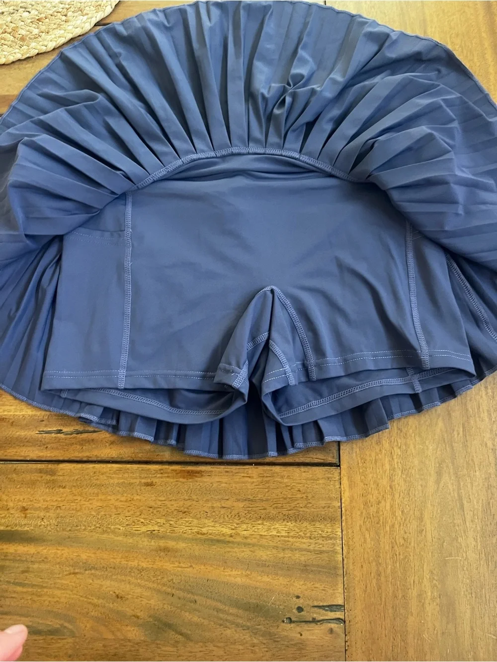 GOLDHINGE Slate Blue Pleated Performance Skirt/Skort with pockets; Size Medium